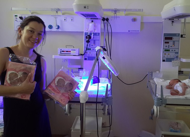 Сэмплинг от "Университет Материнства" в родильных домах.